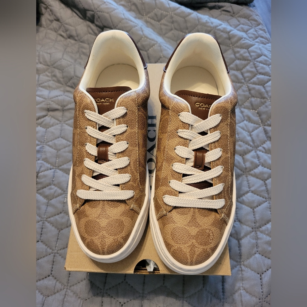 Coach Hi Line Sneakers In Signature Canvas NWT